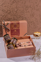 BLUSH HAMPER